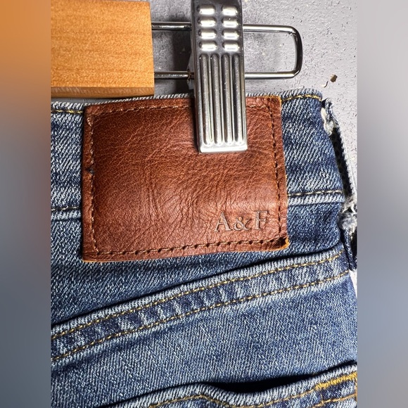 Abercrombie & Fitch Rustin Athletic Skinny Jeans - 30x30 - Picture 5 of 9